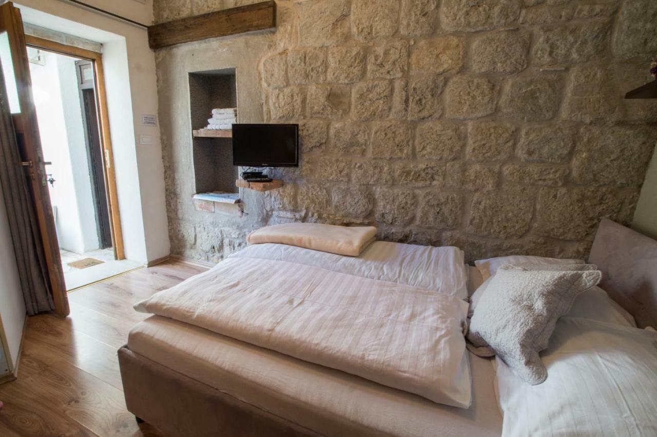 ספליט Elena Rooms מראה חיצוני תמונה